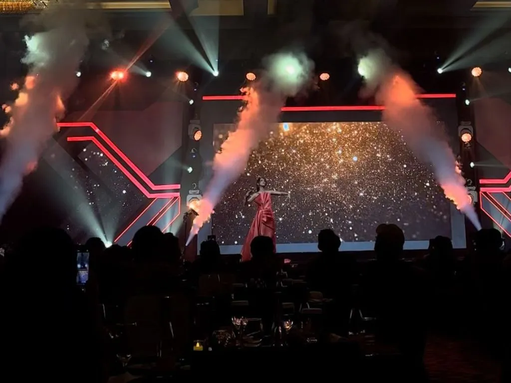 Photo of singer Lyodra at Indonet celebration