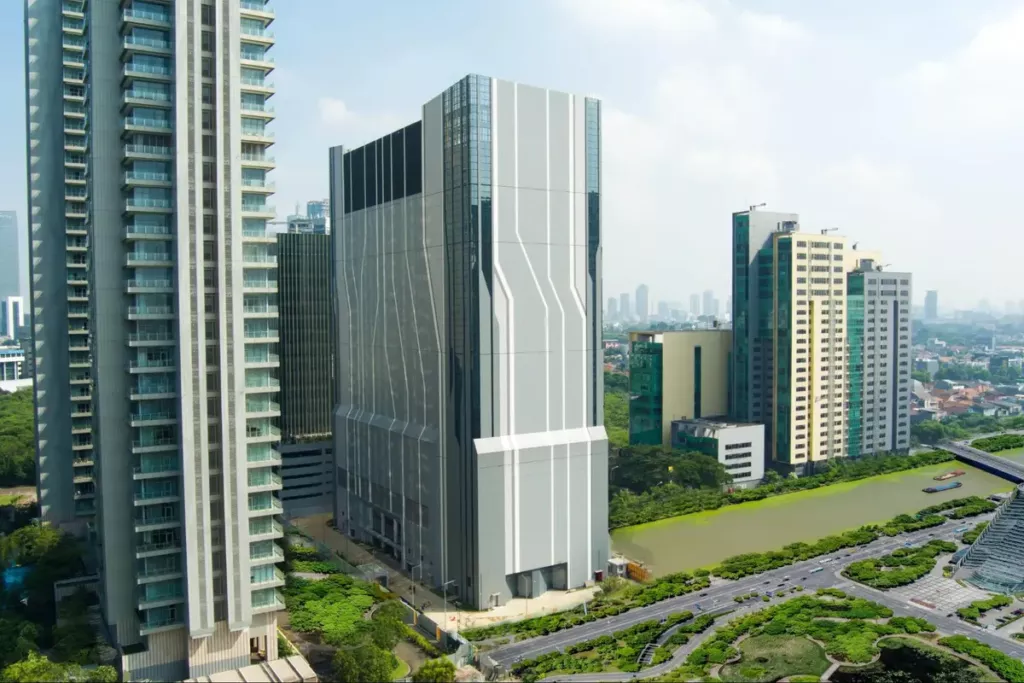 Data Center Jakarta_ A Hub for Digital Innovation and Growth