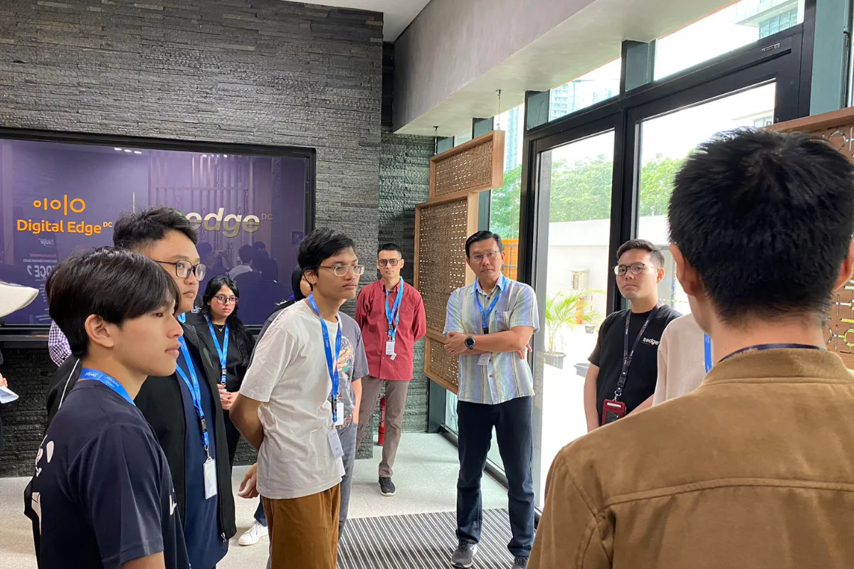 Fostering Data Center Education: EDGE DC Engages ITE Singapore Students with Site Visit to EDGE 2